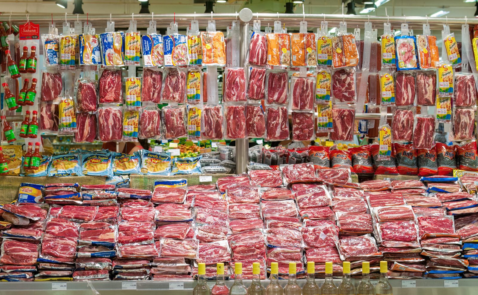Do pasto à inflação: como o ciclo pecuário mexe no preço dos alimentos